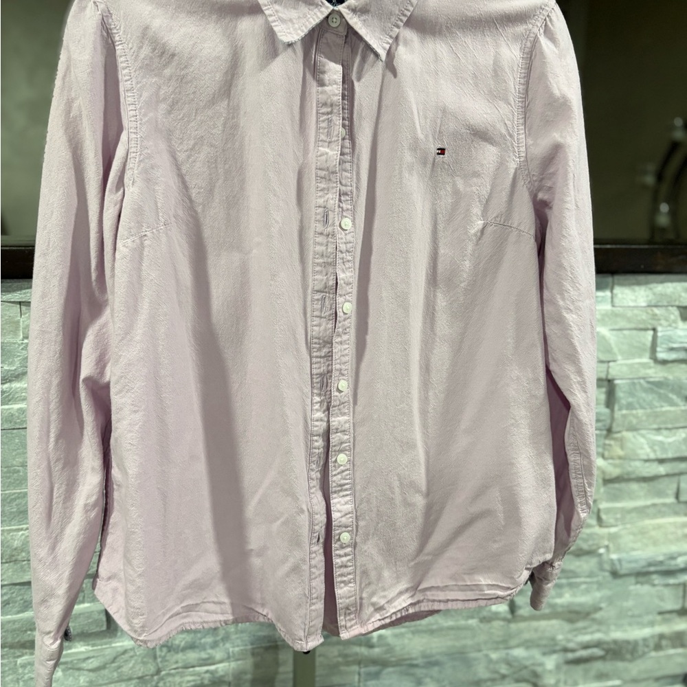 Tommy Hilfiger women’s Pale Pink Button-Down Shirt